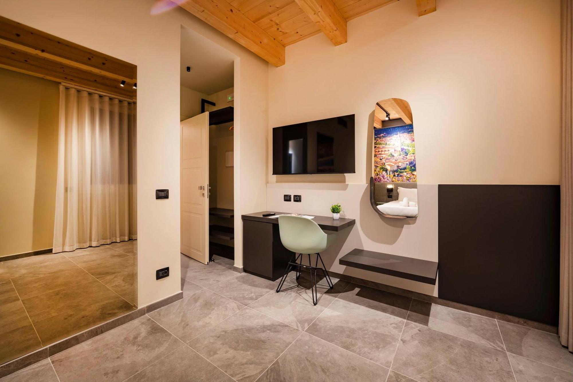 Italianflat - Verona'S River, Free Parking For Car & Bike, Nature, Relax ภายนอก รูปภาพ