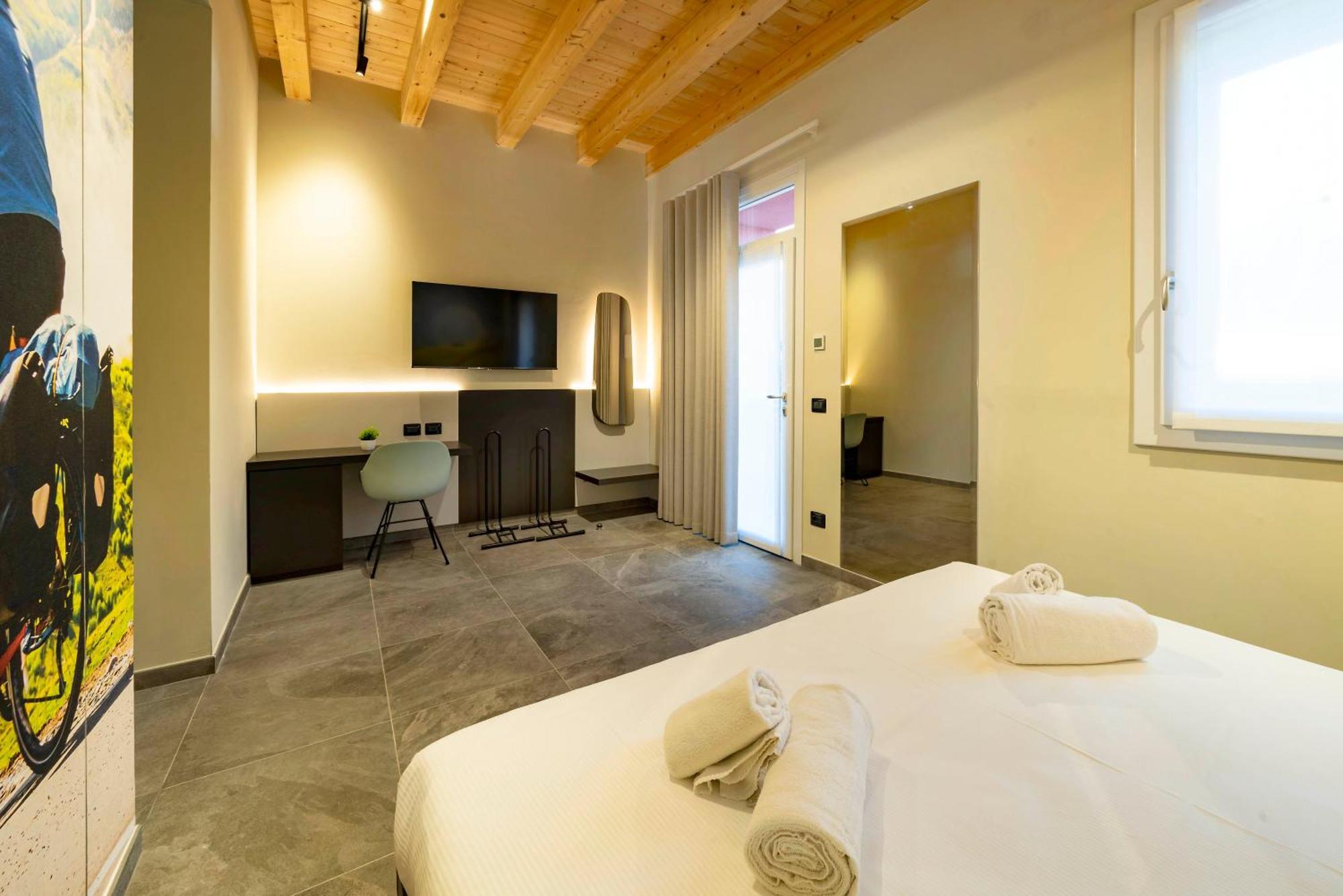 Italianflat - Verona'S River, Free Parking For Car & Bike, Nature, Relax ภายนอก รูปภาพ